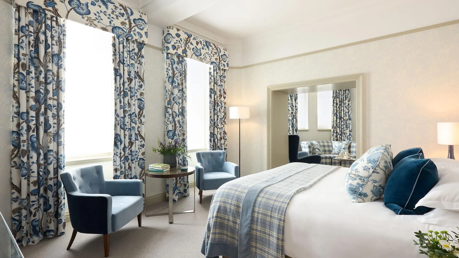 The Balmoral Hotel Edinburgh 5*,